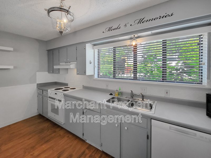 3BR Condo in Briarcreek property image