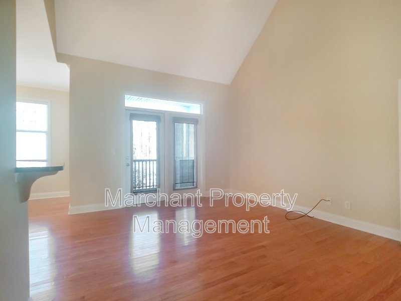 Immaculate Downtown Greenville Townhome property image