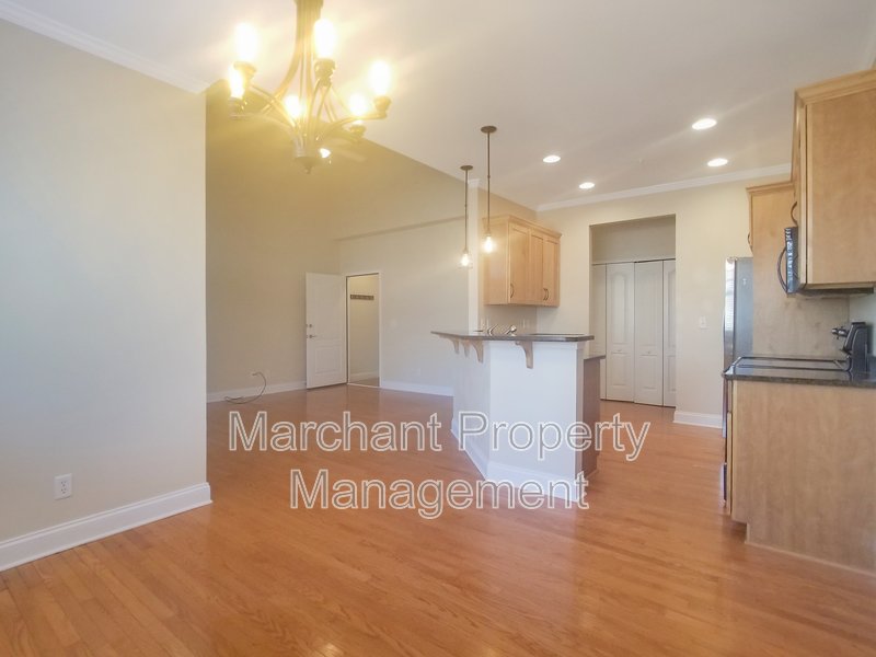 Immaculate Downtown Greenville Townhome property image