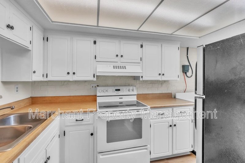 2530 E. North Street Unit 11B property image