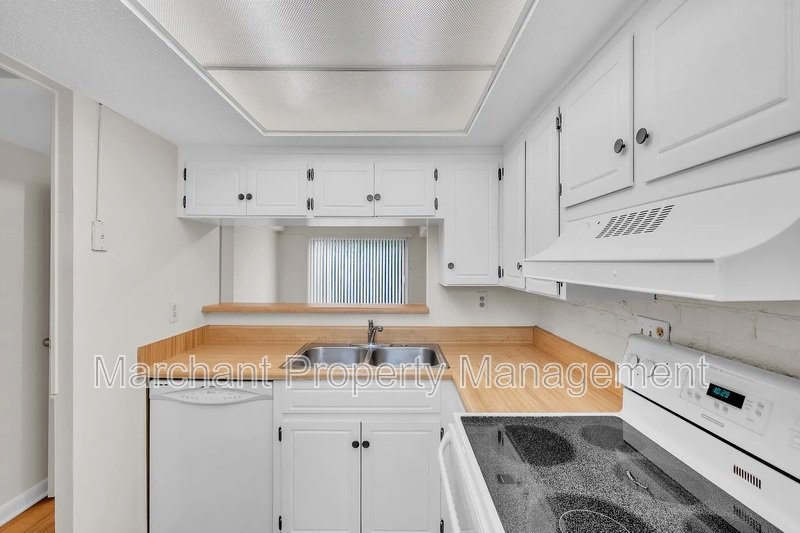 2530 E. North Street Unit 11B property image
