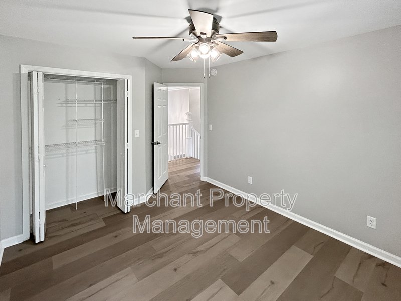 7 Waxwing Court property image