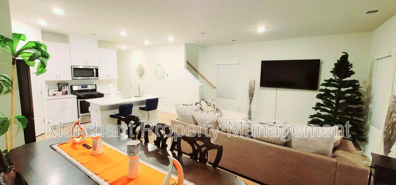 964 Yarn Way property image