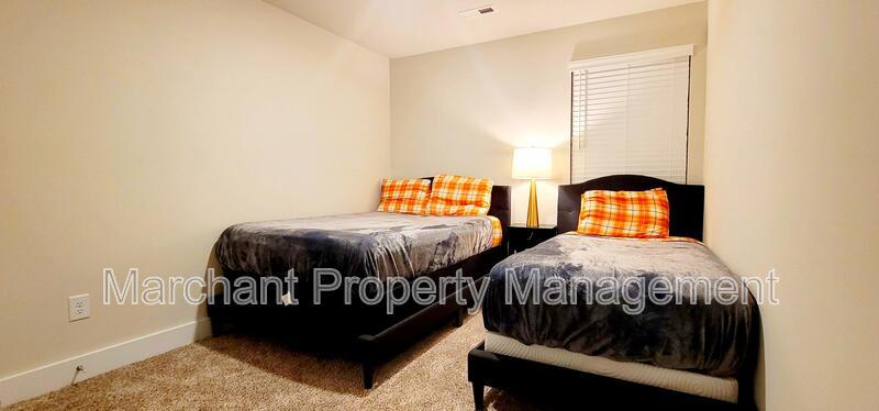 964 Yarn Way property image