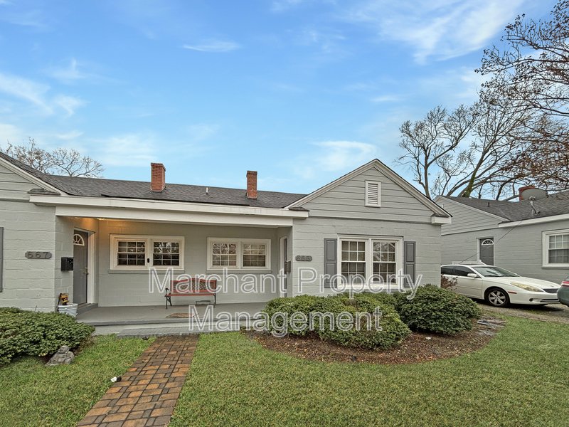 665 Ravenel Street property image