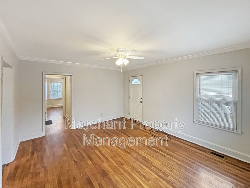 665 Ravenel Street property image