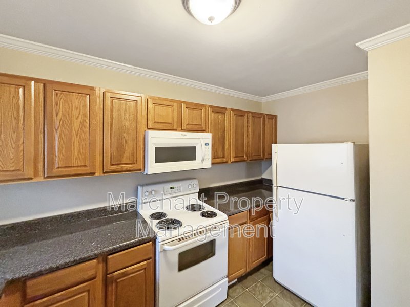 665 Ravenel Street property image