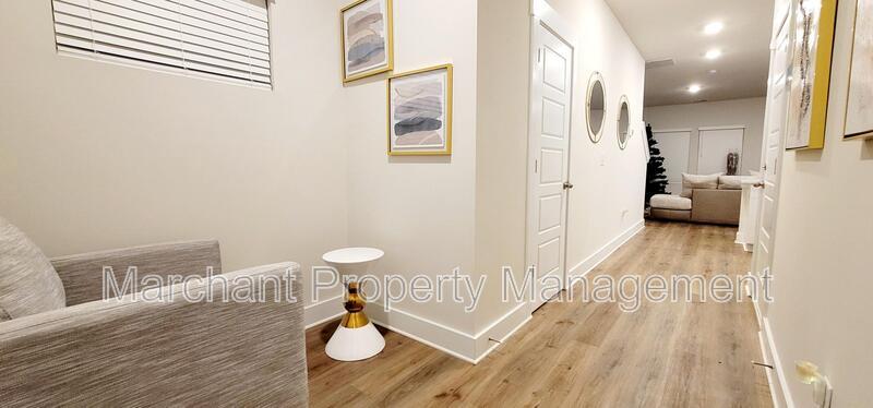 964 Yarn Way property image