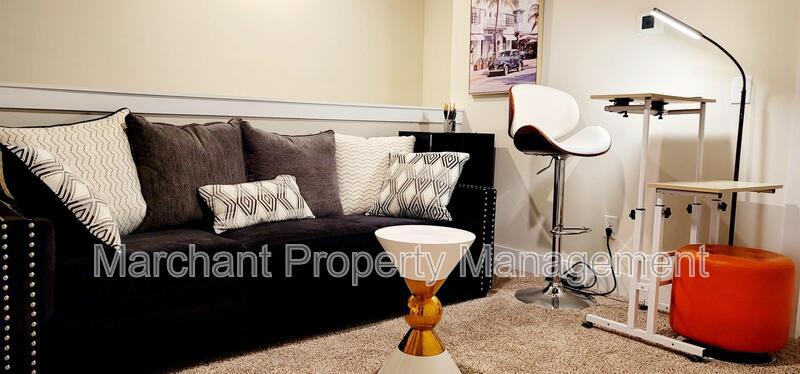 964 Yarn Way property image