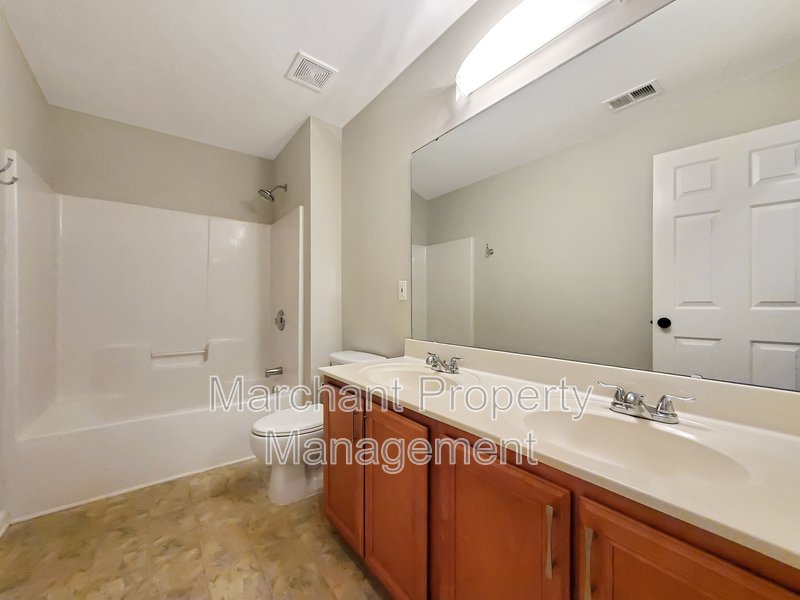 Gorgeous 5BR Home in Simpsonville property image