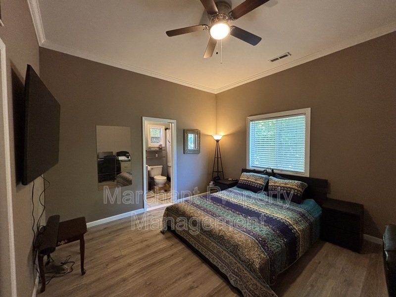 102 S. 8th Street property image