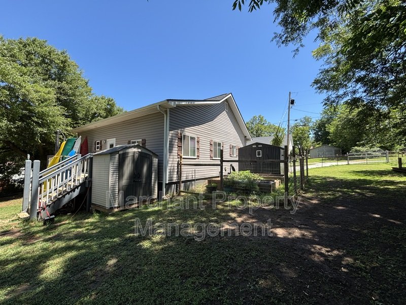 102 S. 8th Street property image