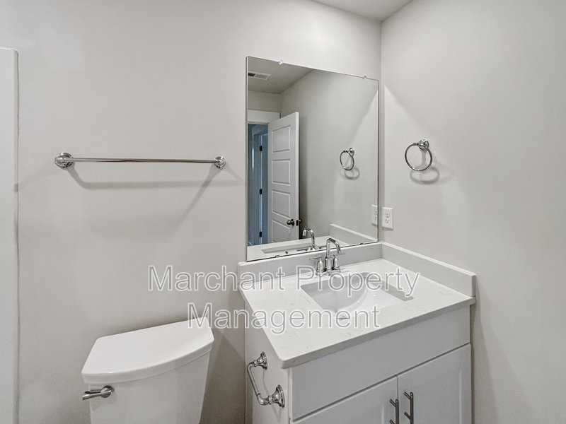 964 Yarn Way property image