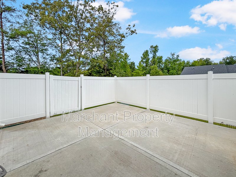 964 Yarn Way property image