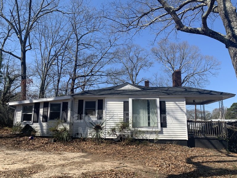 Spacious 4BR Ranch Home property image