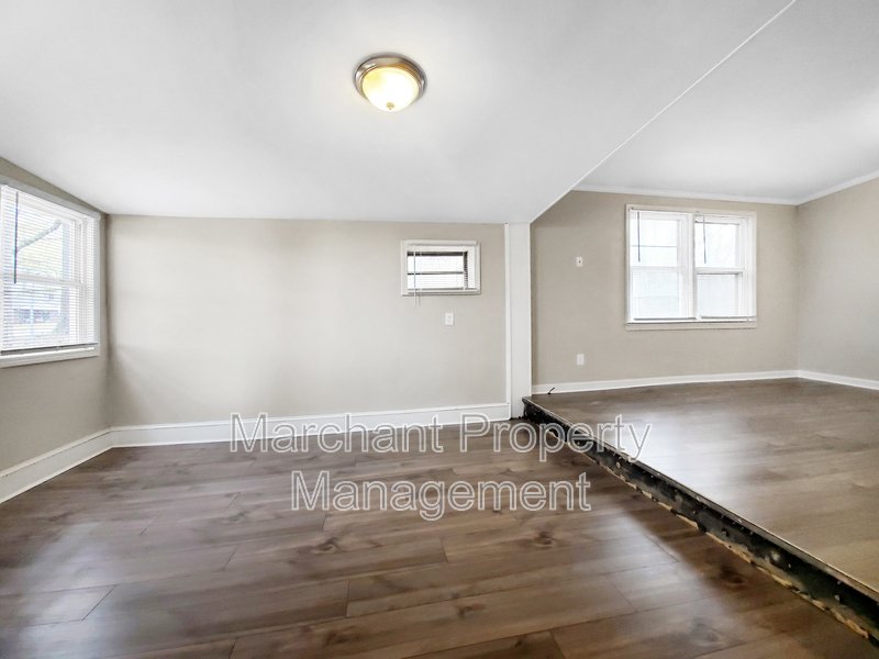 Spacious 4BR Ranch Home property image