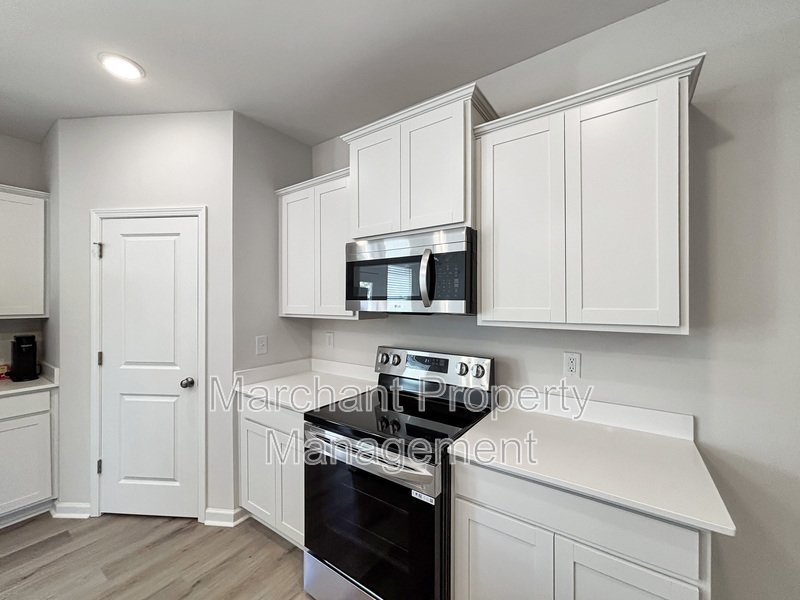 119 Stoneview Way property image
