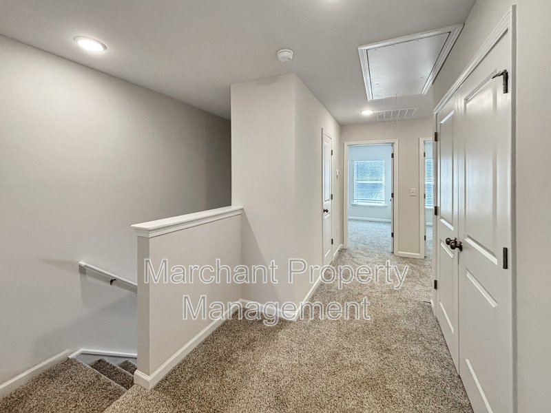 119 Stoneview Way property image