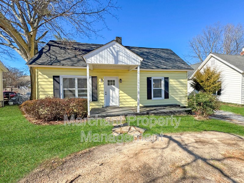 Close to downtown 2BR, 2BA Home! property image