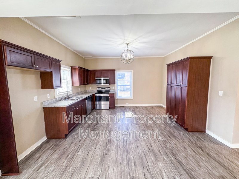Close to downtown 2BR, 2BA Home! property image
