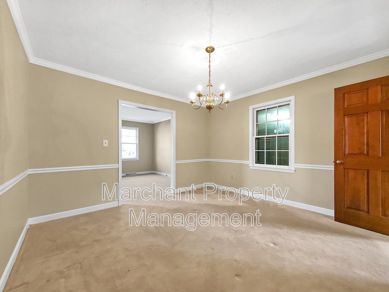 Great 3BR/2BA in Single Family Home! property image