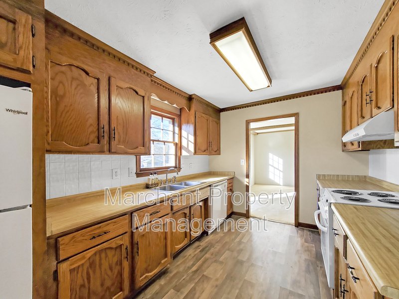 Great 3BR/2BA in Single Family Home! property image