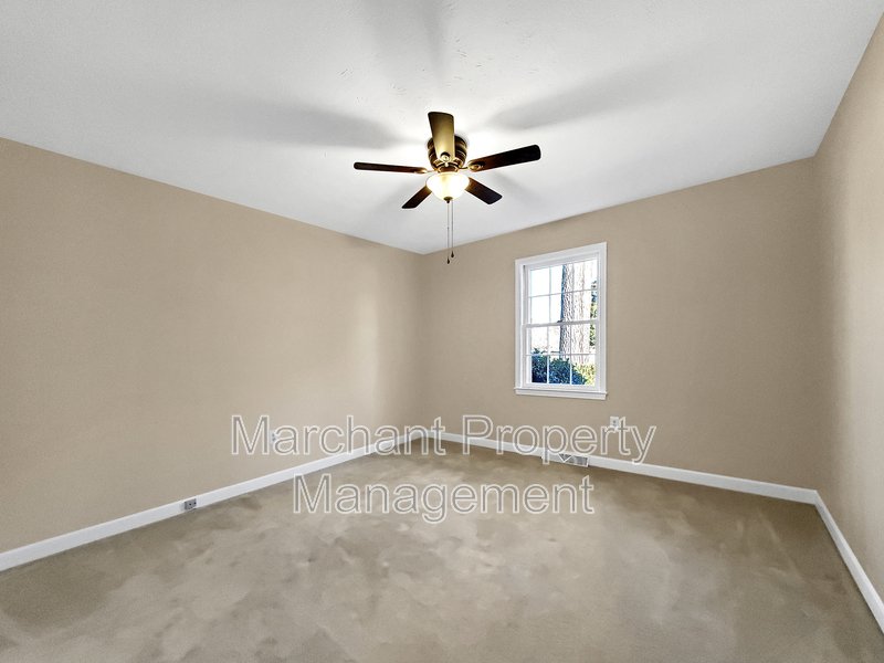 Great 3BR/2BA in Single Family Home! property image