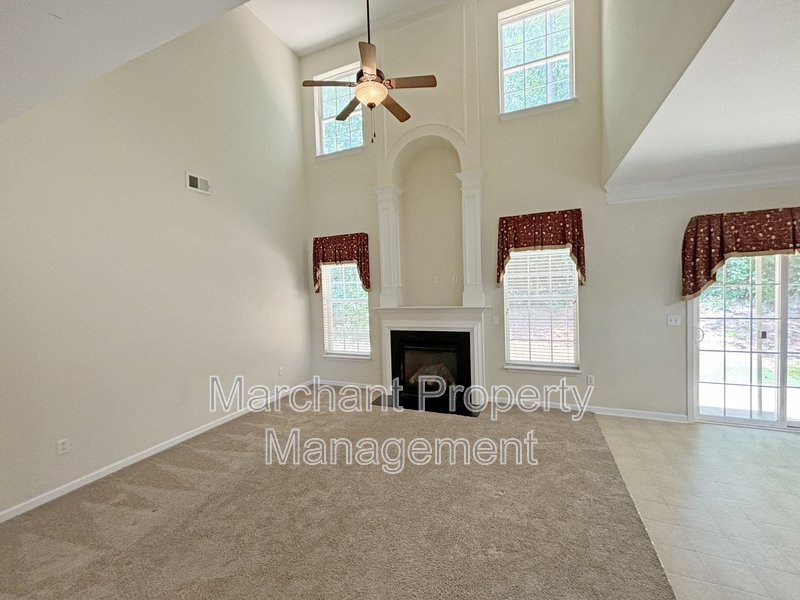 4 BR, 2.5 BA in the Five Forks area of Simpsonville property image