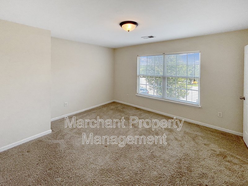 4 BR, 2.5 BA in the Five Forks area of Simpsonville property image
