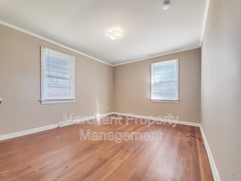 2BR, 1BA in The Old Augusta Rd area property image