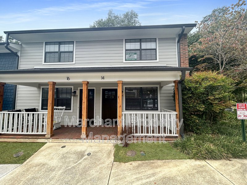 2BR, 1.5BA in downtown Greenville property image