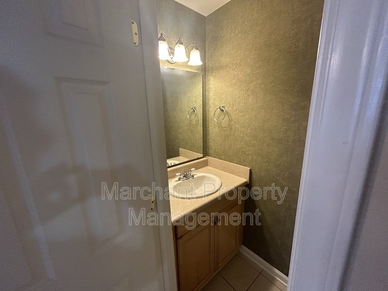 2BR, 1.5BA in downtown Greenville property image