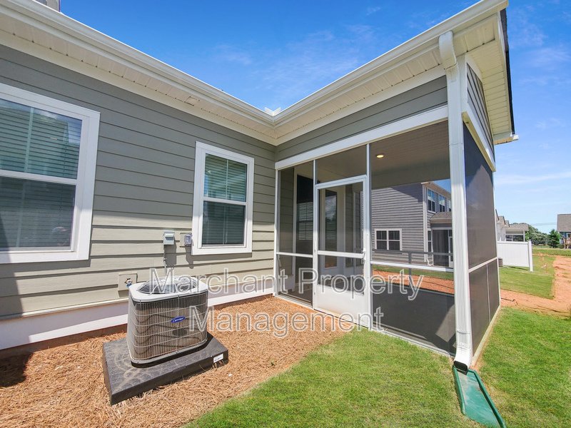 3BR, 2.5BA Townhouse in Greer property image