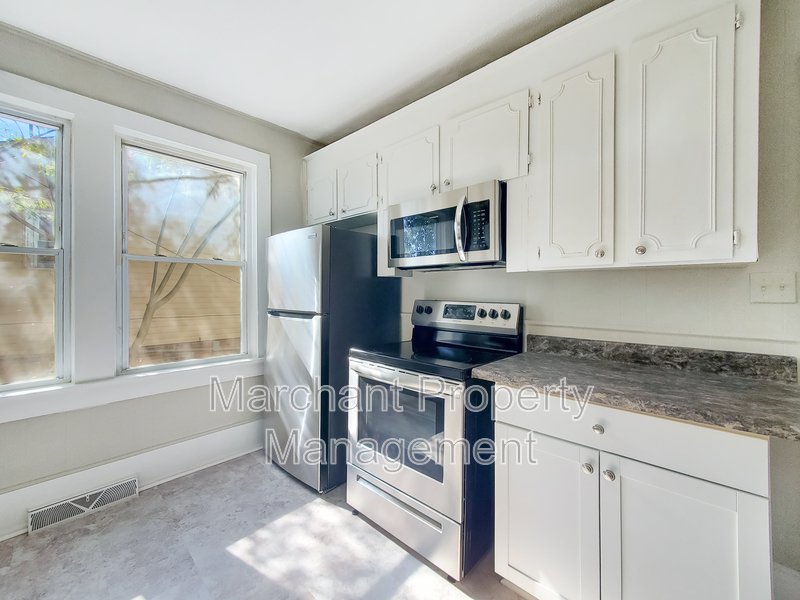 2BR, 1BA in Greenville's Art District property image