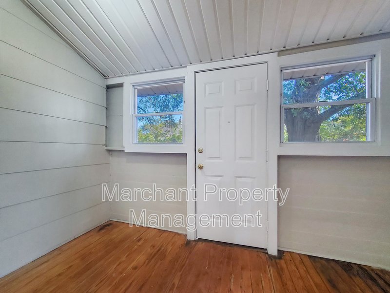 2BR, 1BA in Greenville's Art District property image