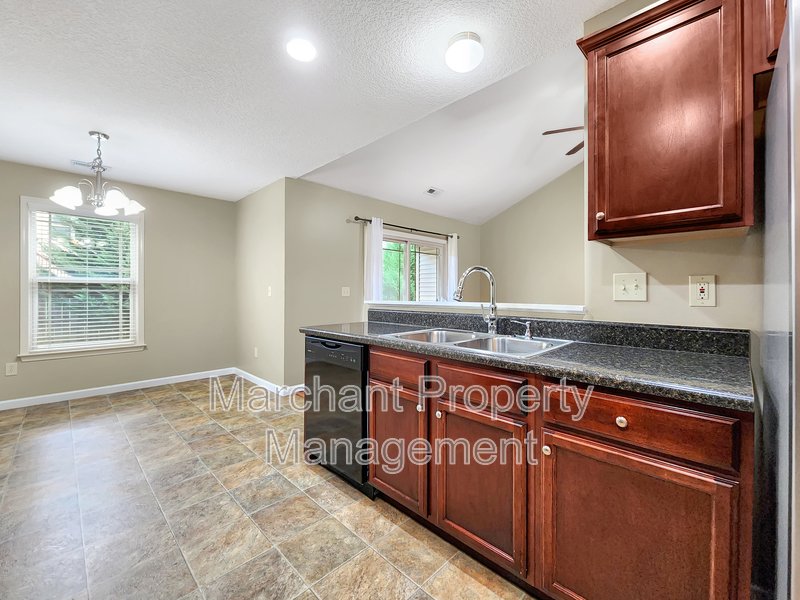 Spacious 3BR Ranch Home property image