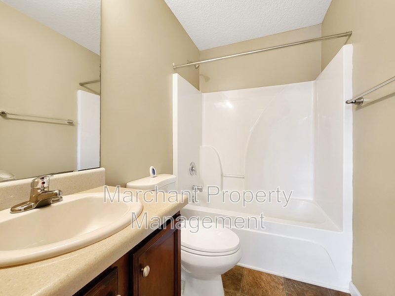 Spacious 3BR Ranch Home property image