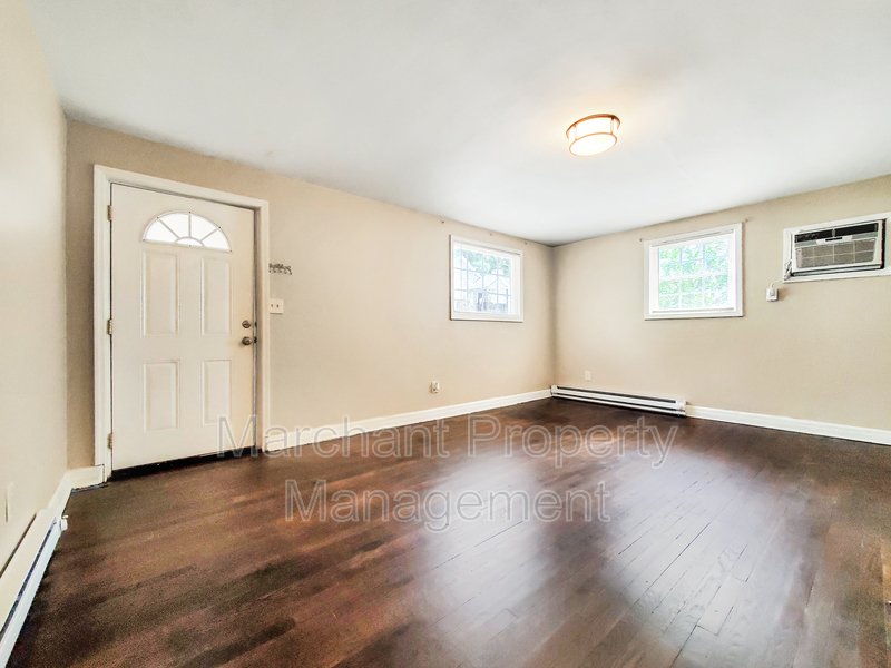 Downtown Greenville 2BR/1BA property image