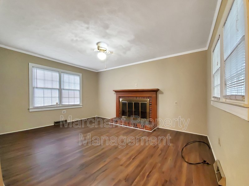2 BR, 1 BA  in the Parkins Mill Area property image