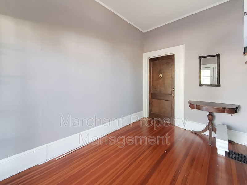 Downtown Duplex with 2BR/2BA property image