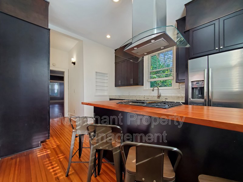 Downtown Duplex with 2BR/2BA property image